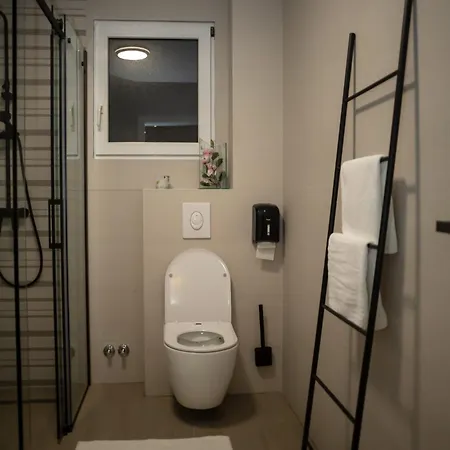 Vacation Mo Star With Swimming Pool And Sauna 빌라