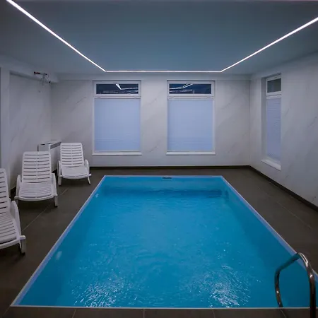 Vacation Mo Star With Swimming Pool And Sauna 빌라 *